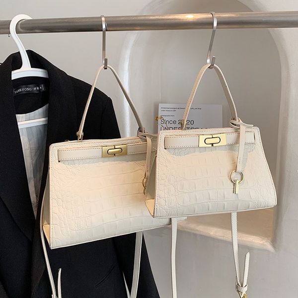 outlet online 70% off sale 2021 new fashion messenger bag crocodile pattern portable one shoulder for women
outlet online 70% off sale 2021 new fashion messenger bag crocodile pattern portable one shoulder for women