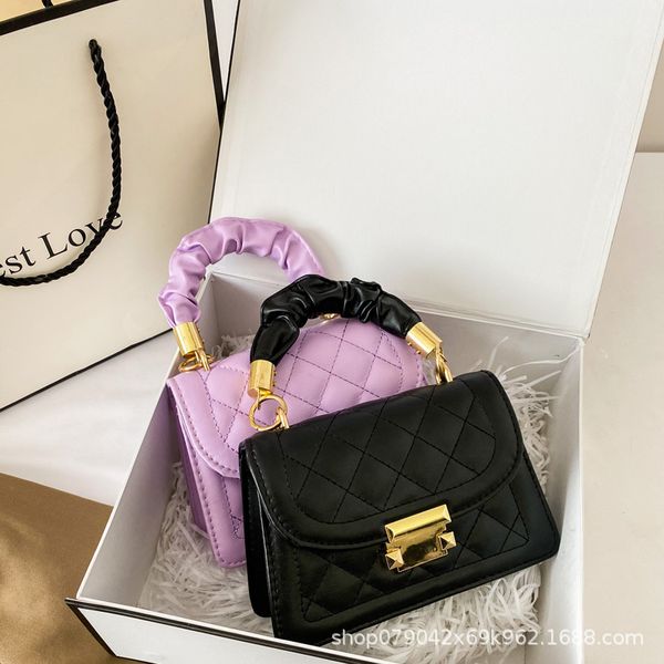 small pu fresh 2021 fashihandbag female korean messenger one-shoulder chain bag wlsor
small pu fresh 2021 fashihandbag female korean messenger one-shoulder chain bag wlsor