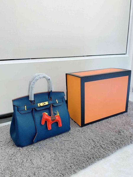 designer's birkin layer cowhide tote bag with perkin latch lychee pattern classic fashion and large volume women's bagscbsx
designer's birkin layer cowhide tote bag with perkin latch lychee pattern classic fashion and large volume women's bagscbsx