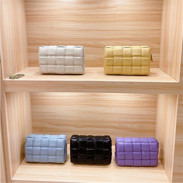 2020 new designer leather woven fashion bags bag messenger body bag wallet cross woman pillow casual luxury women bag bags shoulder han oslm
2020 new designer leather woven fashion bags bag messenger body bag wallet cross woman pillow casual luxury women bag bags shoulder han oslm