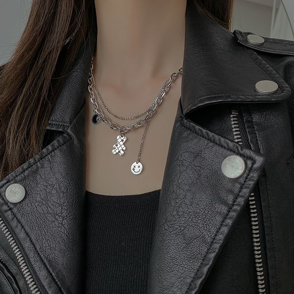 amulet pendants fashion simple personality trendy necklace diamond bear smile double layer net red design women, Golden;silver
amulet pendants fashion simple personality trendy necklace diamond bear smile double layer net red design women, Golden;silver