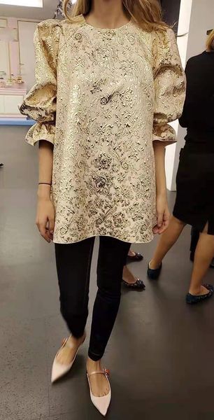 2021 spring blouse shirt women new loose floral jacquard embroidery flare sleeve fashion vintage bobby o-neck v0gf, Black;gray
2021 spring blouse shirt women new loose floral jacquard embroidery flare sleeve fashion vintage bobby o-neck v0gf, Black;gray