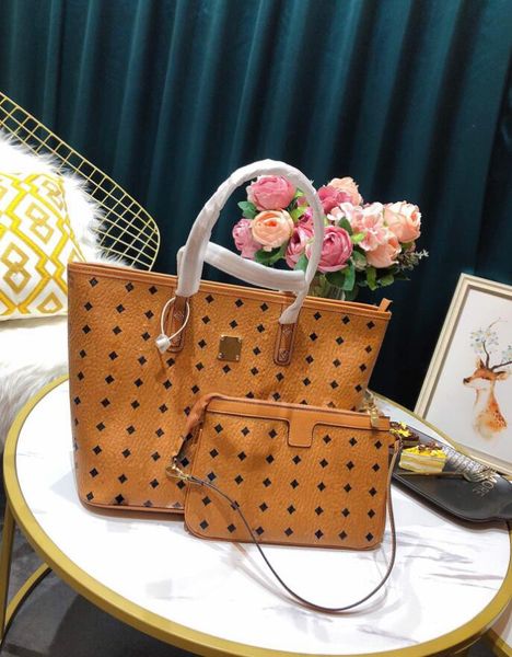 women luxurys designers bags 2020 soft leather bag the large capacity lash tote bags fashion handbag makeup ing
women luxurys designers bags 2020 soft leather bag the large capacity lash tote bags fashion handbag makeup ing