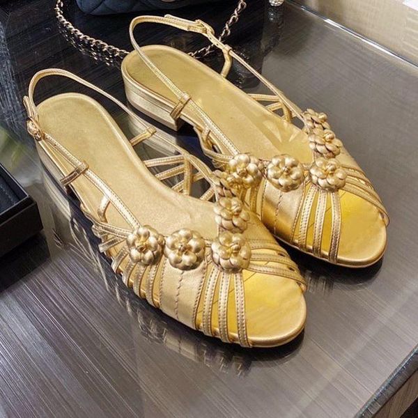 2021 fashion women genuine leather golden colour flower roma style flats sandals, women 2021 genuine leather sandals, Black
2021 fashion women genuine leather golden colour flower roma style flats sandals, women 2021 genuine leather sandals, Black