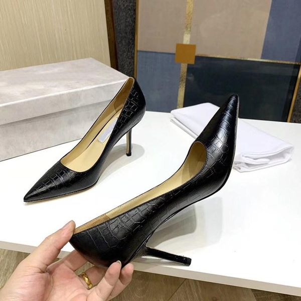 dress shoes fashion pointed toe shallow pumps woman high heel genuine leather 2021 luxury designer wedding women, Black
dress shoes fashion pointed toe shallow pumps woman high heel genuine leather 2021 luxury designer wedding women, Black