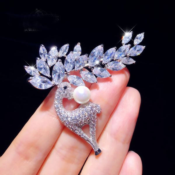 brooches for women cute cubic zirconia temperament pearl cardigan shawl coat elk shape brooch fine jewelry pin accessories, Gray
brooches for women cute cubic zirconia temperament pearl cardigan shawl coat elk shape brooch fine jewelry pin accessories, Gray