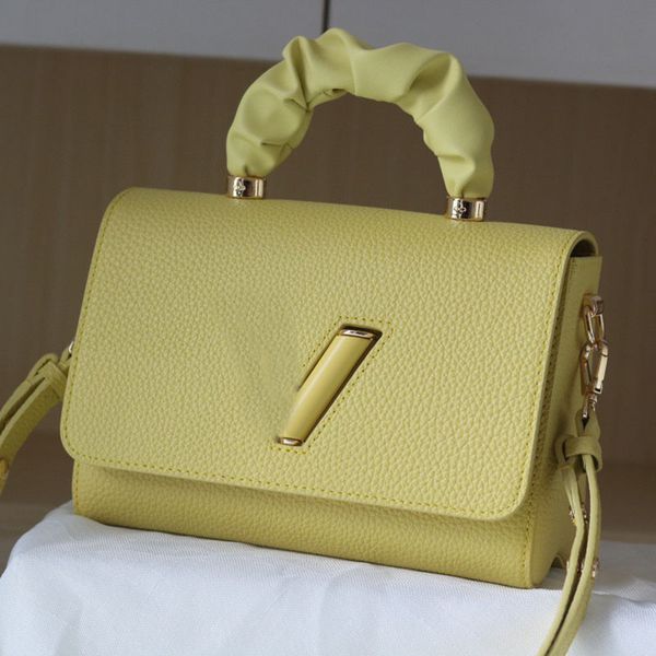 m50360 classic messenger bag women designer luxury handbags purses metal button leather shoulder crossbod bags england style
m50360 classic messenger bag women designer luxury handbags purses metal button leather shoulder crossbod bags england style