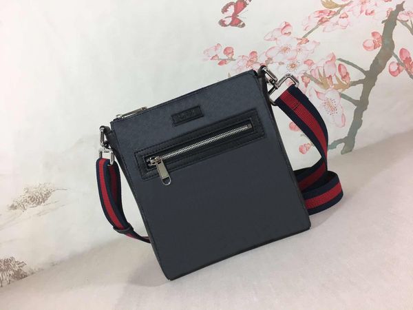 Messenger Bag Fashion Men Crossbody Bag 3599 Handbags Cross Body Bag Purses Bags Leather Clutch Backpack Wallet Luxurys Designers Bags
Messenger Bag Fashion Men Crossbody Bag 3599 Handbags Cross Body Bag Purses Bags Leather Clutch Backpack Wallet Luxurys Designers Bags