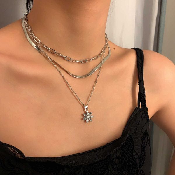 fashion jewelry autumn creative new products micro inlaid diamond simple multilayer suit necklace, Silver
fashion jewelry autumn creative new products micro inlaid diamond simple multilayer suit necklace, Silver