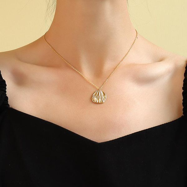 pendant necklaces wtltc bohemia metal shell pattern for women gold color chain link necklace statement geometric charms chokers, Silver
pendant necklaces wtltc bohemia metal shell pattern for women gold color chain link necklace statement geometric charms chokers, Silver