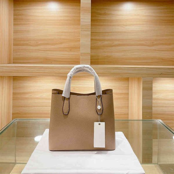 evening bags designer purse shoulder luxury handbags genuine leather high-quality different colors fashion brand various styles wi
evening bags designer purse shoulder luxury handbags genuine leather high-quality different colors fashion brand various styles wi