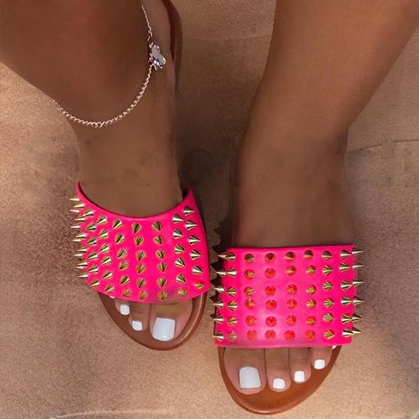 women rivet slippers flat casual ladies slides open toe outside metal decoration soft beach shoes summer female footwear 2021, Black
women rivet slippers flat casual ladies slides open toe outside metal decoration soft beach shoes summer female footwear 2021, Black