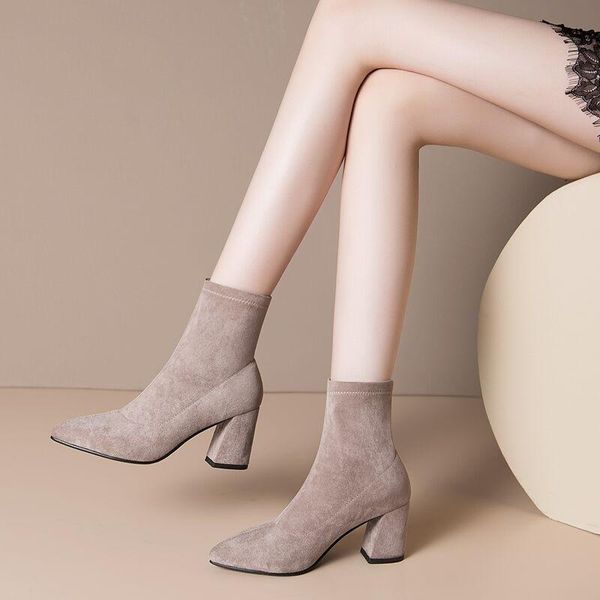 boots short women's spring and autumn 2021 winter middle heel british style thick high, Black
boots short women's spring and autumn 2021 winter middle heel british style thick high, Black