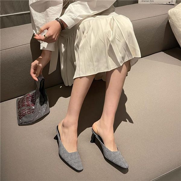 2021 new ladies simple plaid mules spring thin high heels women elegant pointed toe drag sandals fashion houndstooth sandals, Black
2021 new ladies simple plaid mules spring thin high heels women elegant pointed toe drag sandals fashion houndstooth sandals, Black