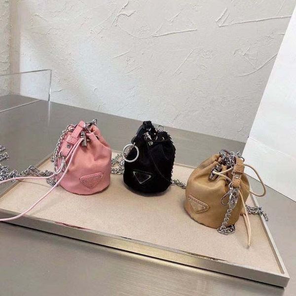 2021 new women's messenger chain bucket mini bag canvas nylon waterproof cloth drawstring bag ysj
2021 new women's messenger chain bucket mini bag canvas nylon waterproof cloth drawstring bag ysj