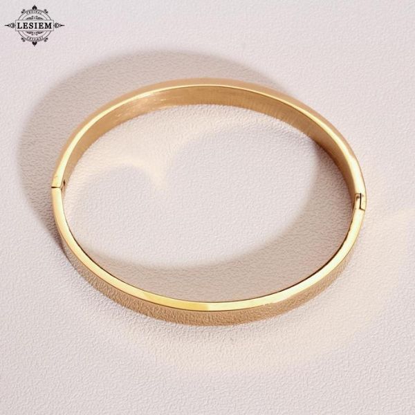 bangle lesiem 2021 fashion brand design luxurio gold color bracelet & minimalism circular wedding, Black
bangle lesiem 2021 fashion brand design luxurio gold color bracelet & minimalism circular wedding, Black