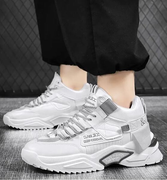 new outdoor running sneakers trendy shoes men's breathable versatile three-color fashion 39-44
new outdoor running sneakers trendy shoes men's breathable versatile three-color fashion 39-44