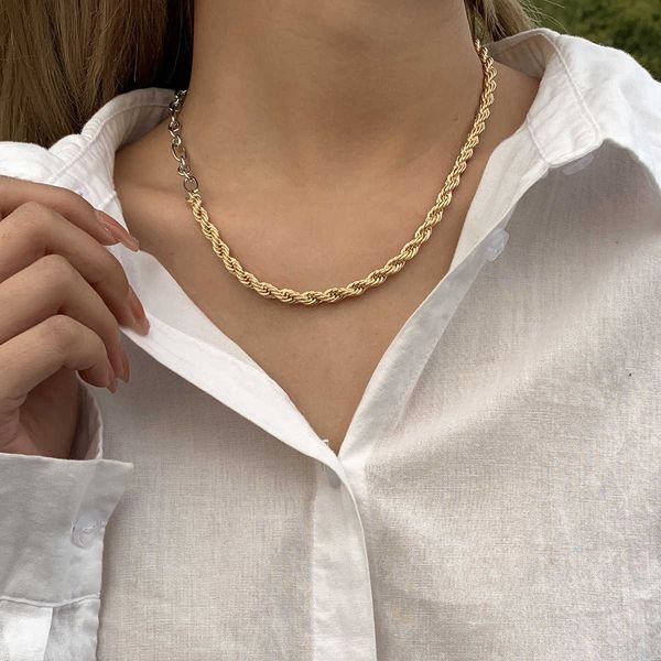 jewelry new fashion trend metal mixed color neckchain personality simple temperament twist chain necklace, Silver
jewelry new fashion trend metal mixed color neckchain personality simple temperament twist chain necklace, Silver