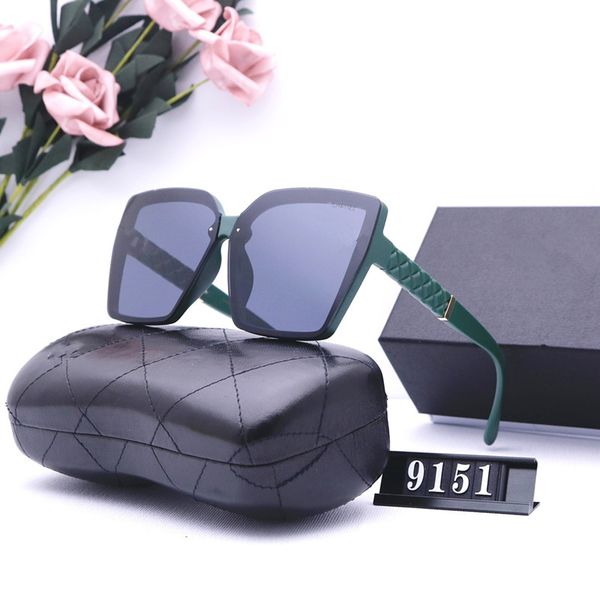 2021 extra large square polaroid sunglasses men and women glasses retro frame shading uv400 with box, White;black
2021 extra large square polaroid sunglasses men and women glasses retro frame shading uv400 with box, White;black