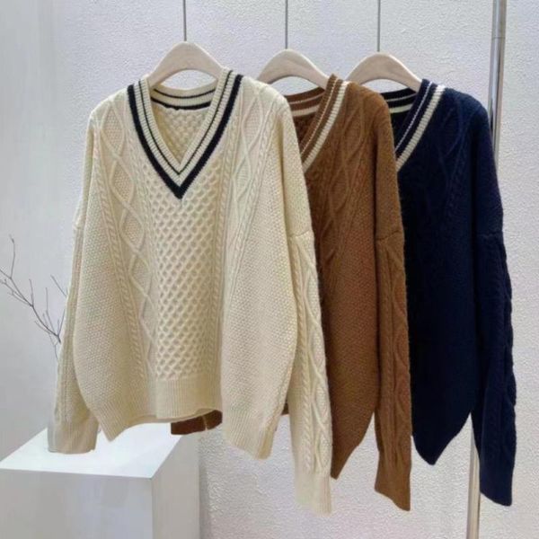 women's sweaters women autumn vintage leopard argyle pullover coats v-neck jacquard female elegant street knitting sweater outerwear, White;black
women's sweaters women autumn vintage leopard argyle pullover coats v-neck jacquard female elegant street knitting sweater outerwear, White;black