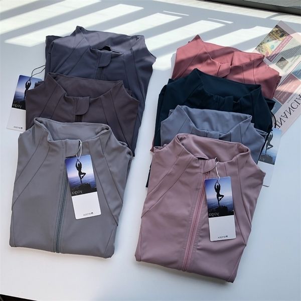 autumn and winter new nylon frosted tight zipper yoga suit long sleeve stand collar high elastic sports fitness coat
autumn and winter new nylon frosted tight zipper yoga suit long sleeve stand collar high elastic sports fitness coat