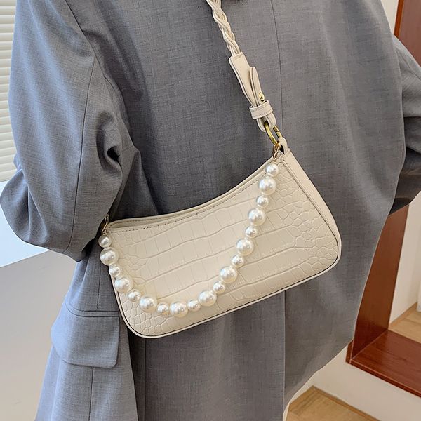 niche design bag advanced single shoulder underarm 2021 fashion women's pearl handbag messenger
niche design bag advanced single shoulder underarm 2021 fashion women's pearl handbag messenger