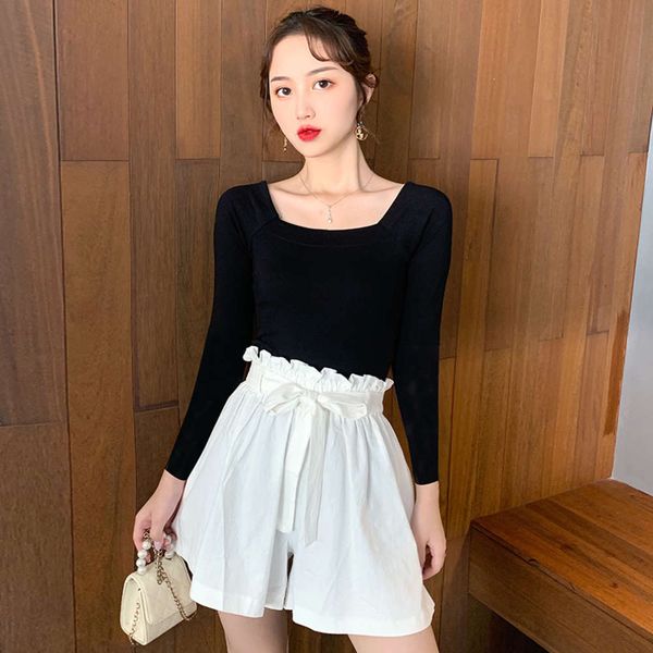 short black square low exposed collarbone women's long sleeve tight bottom coat cotton large collar t-shirt, White
short black square low exposed collarbone women's long sleeve tight bottom coat cotton large collar t-shirt, White
