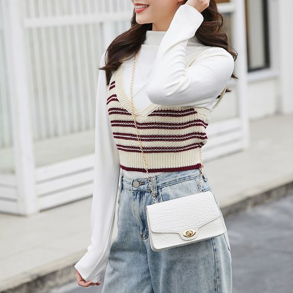 women shoulder bag fashion crocodile pattern pu leather messenger crossbody bag ladies chain mini handbags casual clutch bag c0225
women shoulder bag fashion crocodile pattern pu leather messenger crossbody bag ladies chain mini handbags casual clutch bag c0225