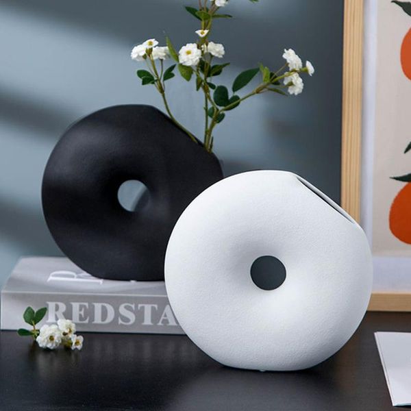 nordic geometric ceramic vase home decoration ornament round vases deskdecoration furnishings bookcase decor artware gifts
nordic geometric ceramic vase home decoration ornament round vases deskdecoration furnishings bookcase decor artware gifts