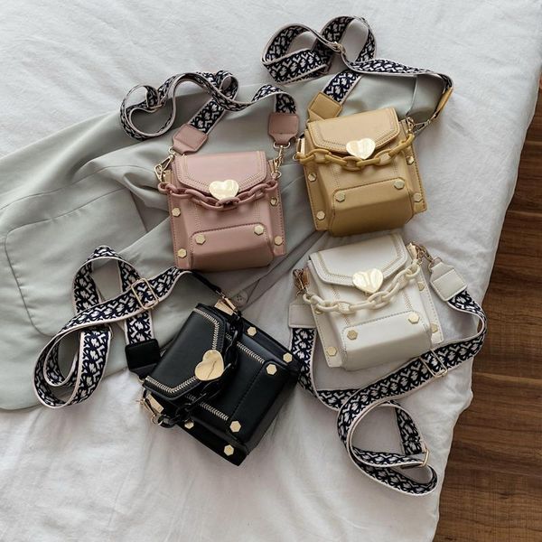 super mini pu leather crossbody bags for women love button hit color small square shoulder crossbody handbags chain clutch purse
super mini pu leather crossbody bags for women love button hit color small square shoulder crossbody handbags chain clutch purse