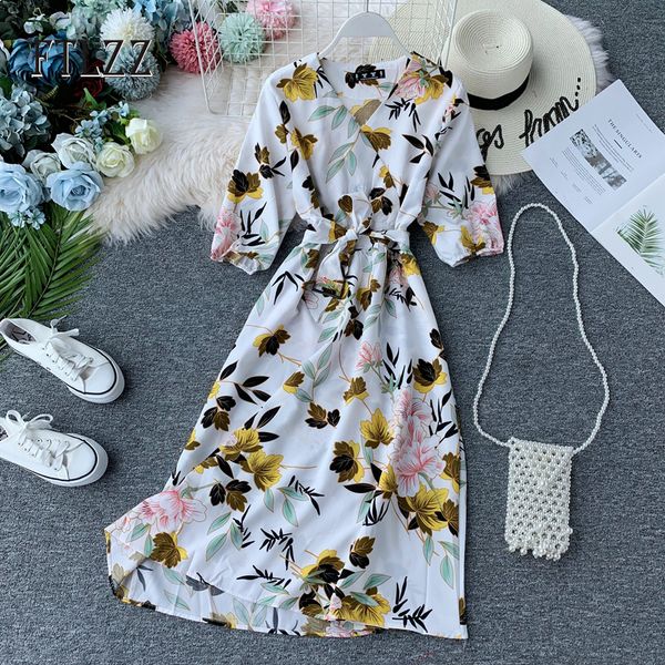 2021 fashion women v neck spring summer half sleeve vintage floral print midi female beach bohemian style robe txa9, Black;gray
2021 fashion women v neck spring summer half sleeve vintage floral print midi female beach bohemian style robe txa9, Black;gray
