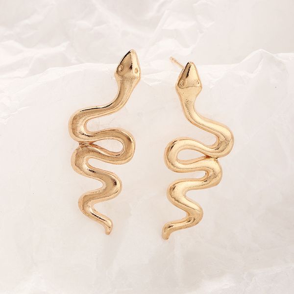 ez3439 fashion accessories in personalized creative metal curved snake earrings for women, Silver
ez3439 fashion accessories in personalized creative metal curved snake earrings for women, Silver