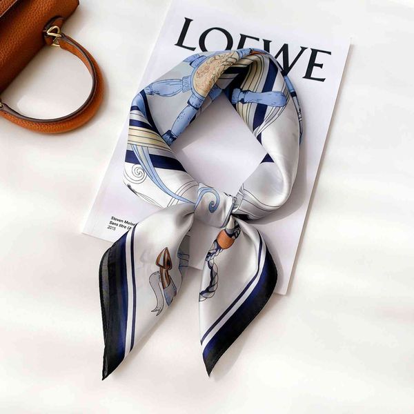 2021 spring and new fashion decoration square female dual-purpose professional collarbone small silk scarf, Blue;gray
2021 spring and new fashion decoration square female dual-purpose professional collarbone small silk scarf, Blue;gray