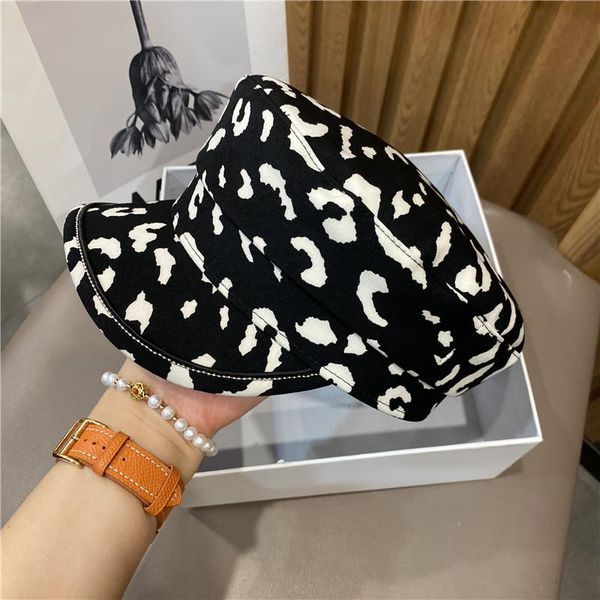 berets women's autumn japanese flat leopard print beret korean version of the trendy fashion temperament navy hat warm drill, Blue;gray
berets women's autumn japanese flat leopard print beret korean version of the trendy fashion temperament navy hat warm drill, Blue;gray