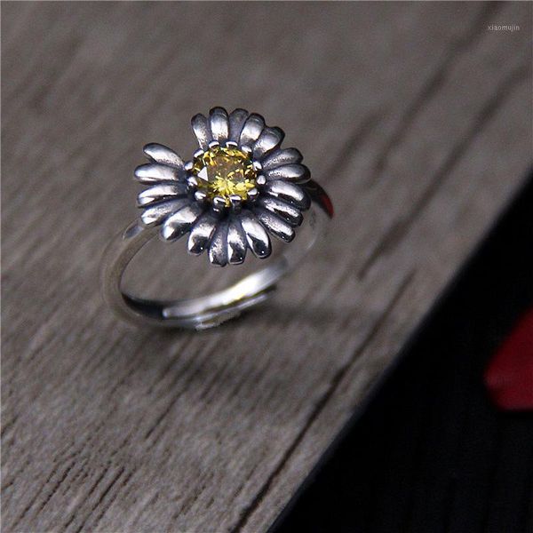 cluster rings daisy open ring for women sterling silver s925 thai vintage inlaid yellow zircon flower shape female jewelry, Golden;silver
cluster rings daisy open ring for women sterling silver s925 thai vintage inlaid yellow zircon flower shape female jewelry, Golden;silver