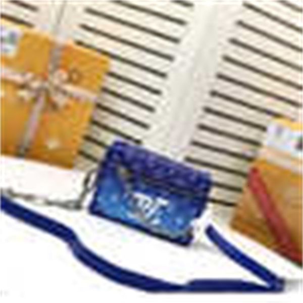 designer luxury m44480 latest blue cloud spring and summer box messenger bag handbags iconic handles shoulder bags totes brand cross bod
designer luxury m44480 latest blue cloud spring and summer box messenger bag handbags iconic handles shoulder bags totes brand cross bod