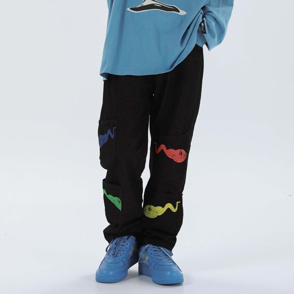 2021 new multi-pocket mens blue black tadpole print holes high street patchwork zipper hiphop jeans homme denim pants 8v9a
2021 new multi-pocket mens blue black tadpole print holes high street patchwork zipper hiphop jeans homme denim pants 8v9a