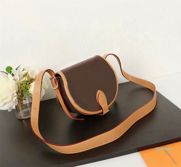 new luxurys designers crossbody bag round cake shoulder bags genuine leather ladies purses shoulder bag totes clutch bag 2021
new luxurys designers crossbody bag round cake shoulder bags genuine leather ladies purses shoulder bag totes clutch bag 2021