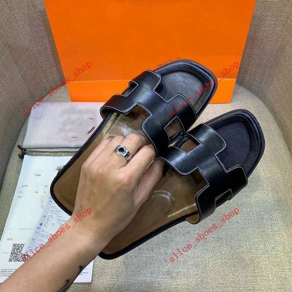 female designer fashion Oran sandals and slippers 100% real leather shoes Ladies luxe flat slippers Palm-print leather slipperssize 35-42, Black
female designer fashion Oran sandals and slippers 100% real leather shoes Ladies luxe flat slippers Palm-print leather slipperssize 35-42, Black