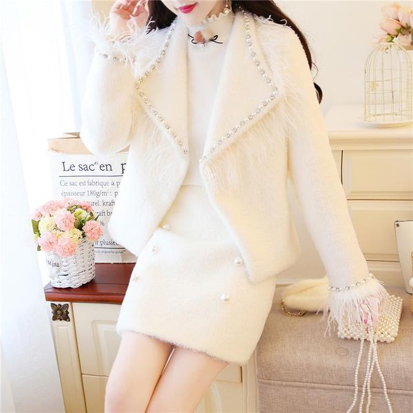 two piece dress women 2021 fall winter chic sets female imitation mink cashmere feathers trim coat +double breasted mini skirt 2 set n198, White
two piece dress women 2021 fall winter chic sets female imitation mink cashmere feathers trim coat +double breasted mini skirt 2 set n198, White