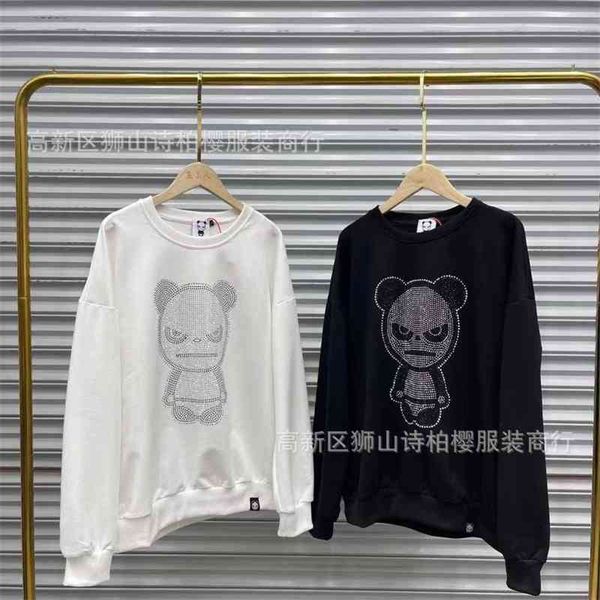 chao brand hi hello panda basic round neck autumn inlaid violent bear diamond sweater, Black
chao brand hi hello panda basic round neck autumn inlaid violent bear diamond sweater, Black