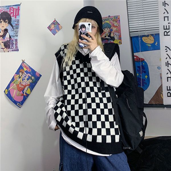 2021 new autumn black white grid v-neck harajuku style loose and thin wild knitted sweater vest women loe1, White;black
2021 new autumn black white grid v-neck harajuku style loose and thin wild knitted sweater vest women loe1, White;black