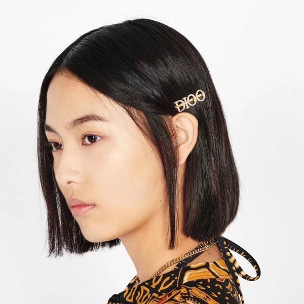 c2078 korean fashion web celebrity pearl jewelry d letter wave hair card hair ornaments women's clothing headdress bangs hairpin, Golden;silver
c2078 korean fashion web celebrity pearl jewelry d letter wave hair card hair ornaments women's clothing headdress bangs hairpin, Golden;silver