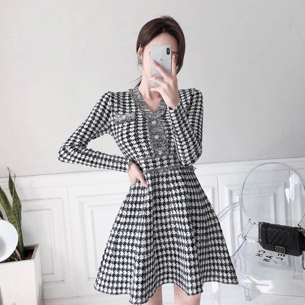 casual dresses korean autumn houndstooth knitted sweaters dress women's vintage long sleeve v-neck elegant party knit vestidos, Black;gray
casual dresses korean autumn houndstooth knitted sweaters dress women's vintage long sleeve v-neck elegant party knit vestidos, Black;gray