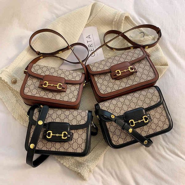 2022 latest luggage factory wholesale size women's bag tofu block square bag messenger single shoulder beautiful net red with zipper, Black;red
2022 latest luggage factory wholesale size women's bag tofu block square bag messenger single shoulder beautiful net red with zipper, Black;red