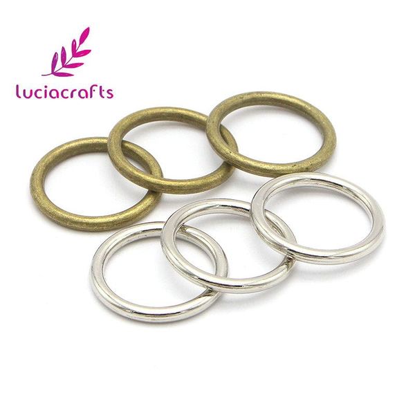 lucia crafts 10pcs silver/bronze 20mm metal circl ring connect buckles shoes bags belt buckles diy sewing accessories g1128, Black
lucia crafts 10pcs silver/bronze 20mm metal circl ring connect buckles shoes bags belt buckles diy sewing accessories g1128, Black