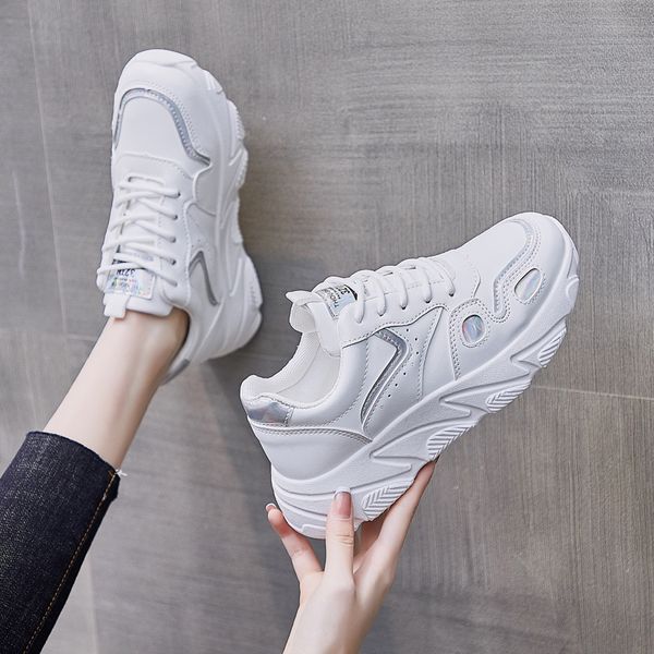 2021 spring new products ladies non-slip shoes graffiti leather shoes fashion running shoes outdoor light-soled casual shoes3540
2021 spring new products ladies non-slip shoes graffiti leather shoes fashion running shoes outdoor light-soled casual shoes3540