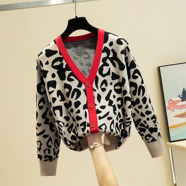 2021 leopard print cardigan female autumn new loose full v neck wool sweaters women coat wz4w, Black
2021 leopard print cardigan female autumn new loose full v neck wool sweaters women coat wz4w, Black