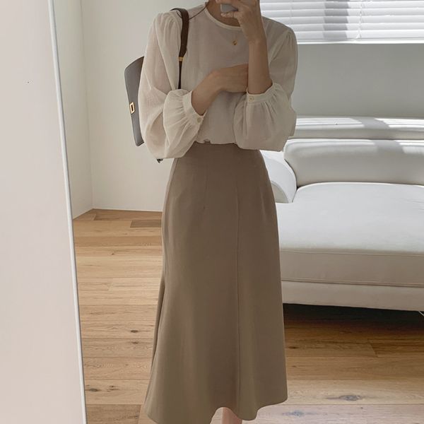 new 2021 autumn winter bodycon skirt women elegant solid mid slim skirts female office lady work saia dn95, Black
new 2021 autumn winter bodycon skirt women elegant solid mid slim skirts female office lady work saia dn95, Black