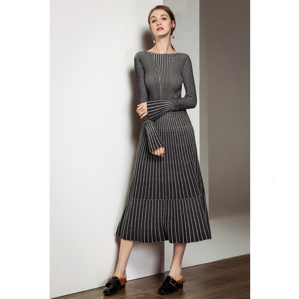 2021 new sweaters fashion women slim knitted sweater full sleeve long slash neck striped party spring vestidos vmoj, White;black
2021 new sweaters fashion women slim knitted sweater full sleeve long slash neck striped party spring vestidos vmoj, White;black